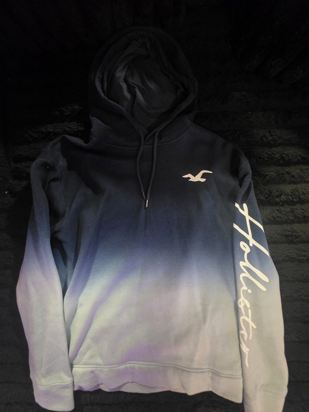 Hollister Men Or Woman Navy to Light Blue Ombre Pullover Hoodie